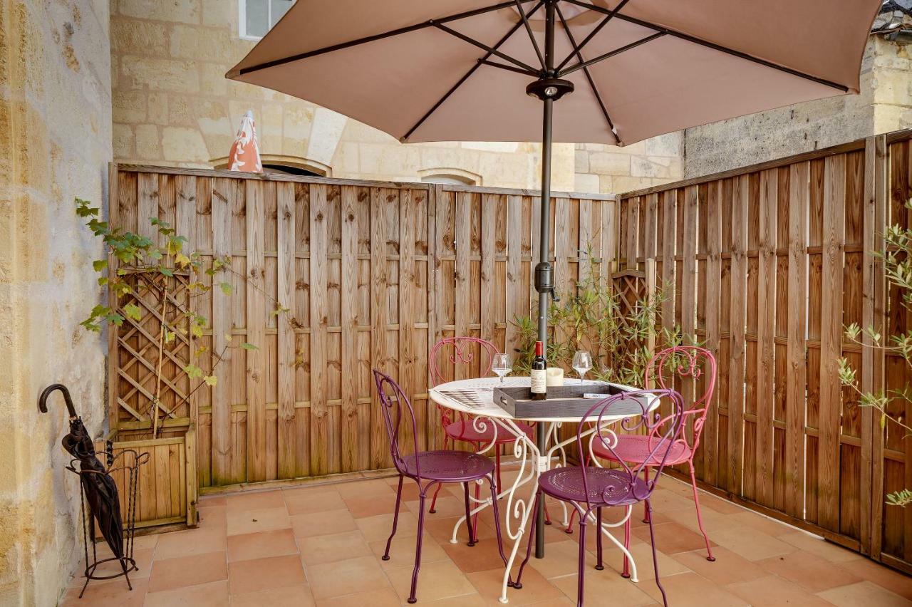 Ferienwohnung Logis Loiseau Avec Terrasse Saint-Émilion Exterior foto