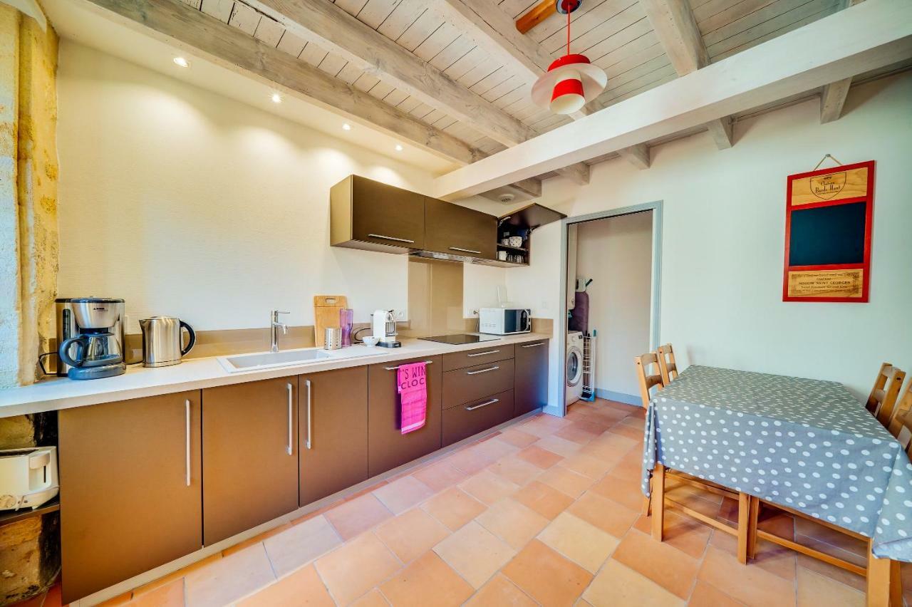 Ferienwohnung Logis Loiseau Avec Terrasse Saint-Émilion Exterior foto